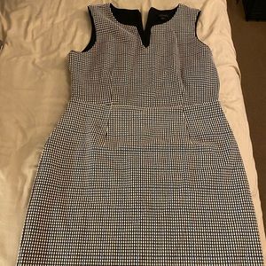 Ann Taylor dress- work 2x. In perfect condition.